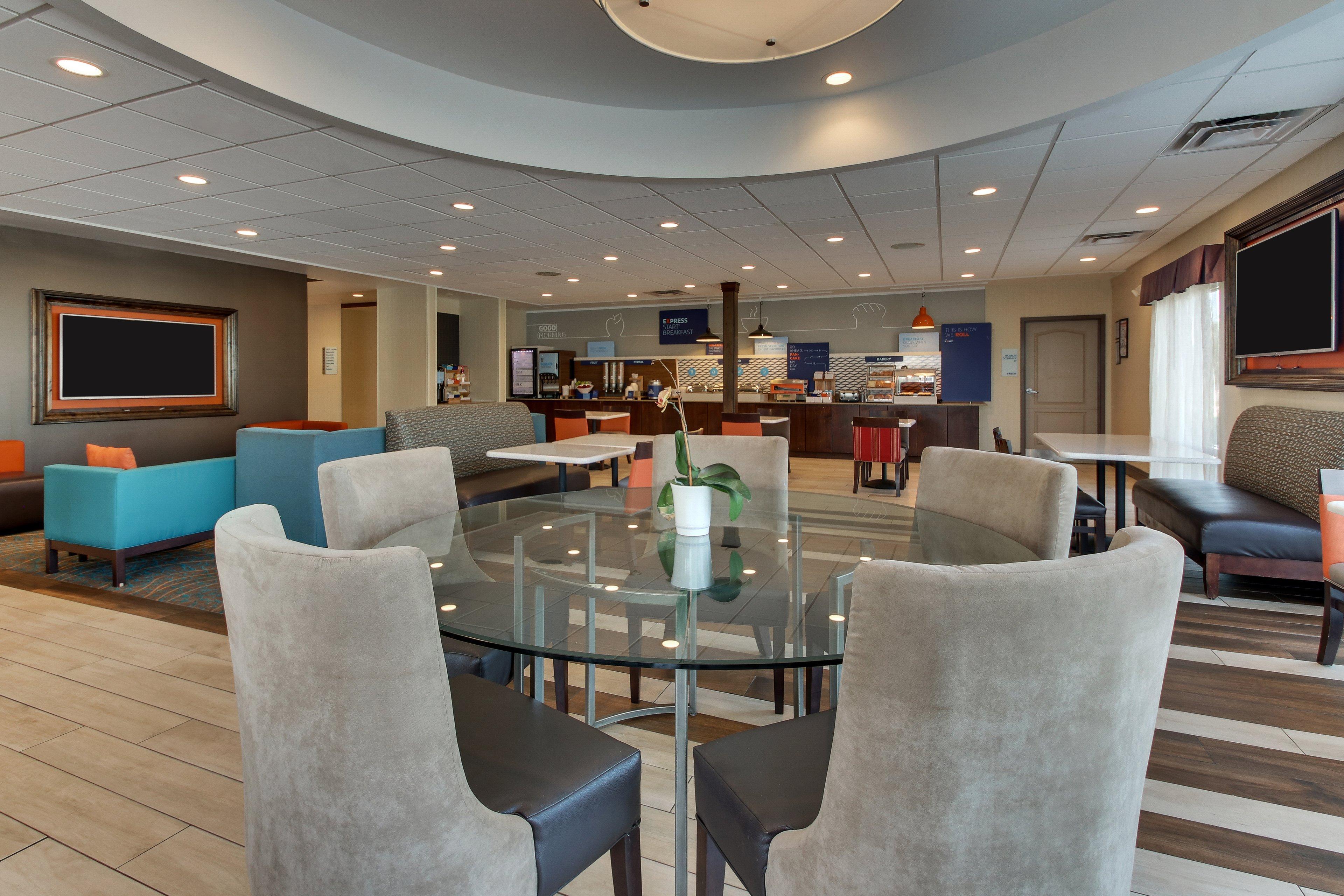 Holiday Inn Express & Suites Cheektowaga North East By Ihg Ngoại thất bức ảnh