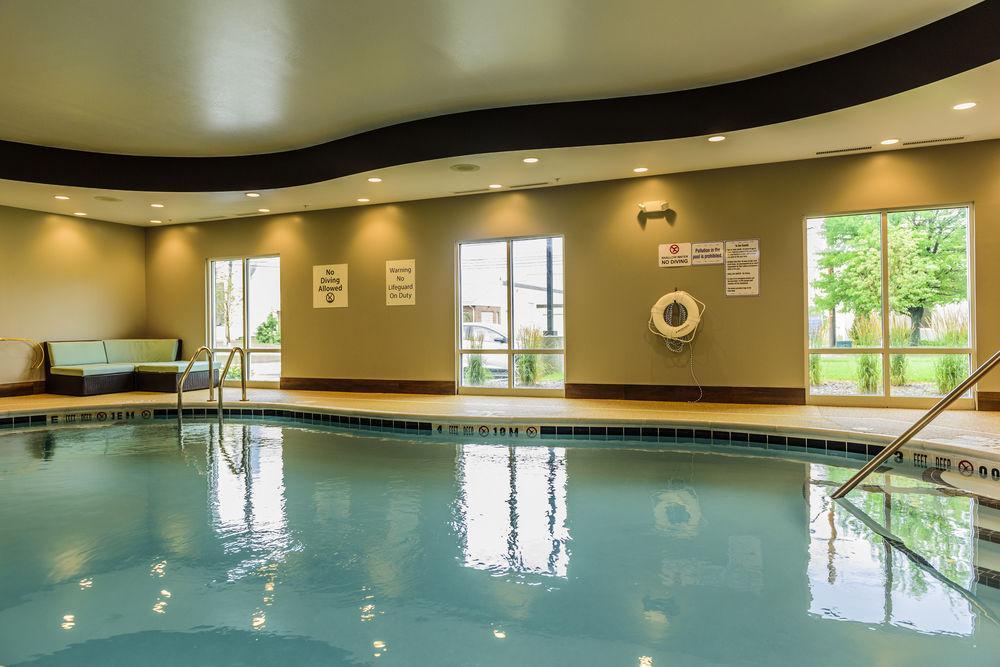 Holiday Inn Express & Suites Cheektowaga North East By Ihg Ngoại thất bức ảnh