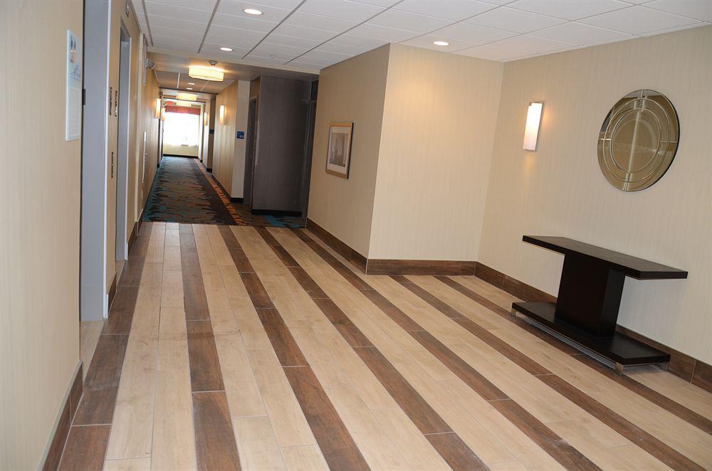 Holiday Inn Express & Suites Cheektowaga North East By Ihg Ngoại thất bức ảnh